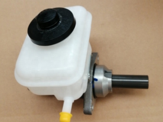 Автомобильный монтаж Foton 2005- Foton Van Brake Master Cylinder K1355040002A0